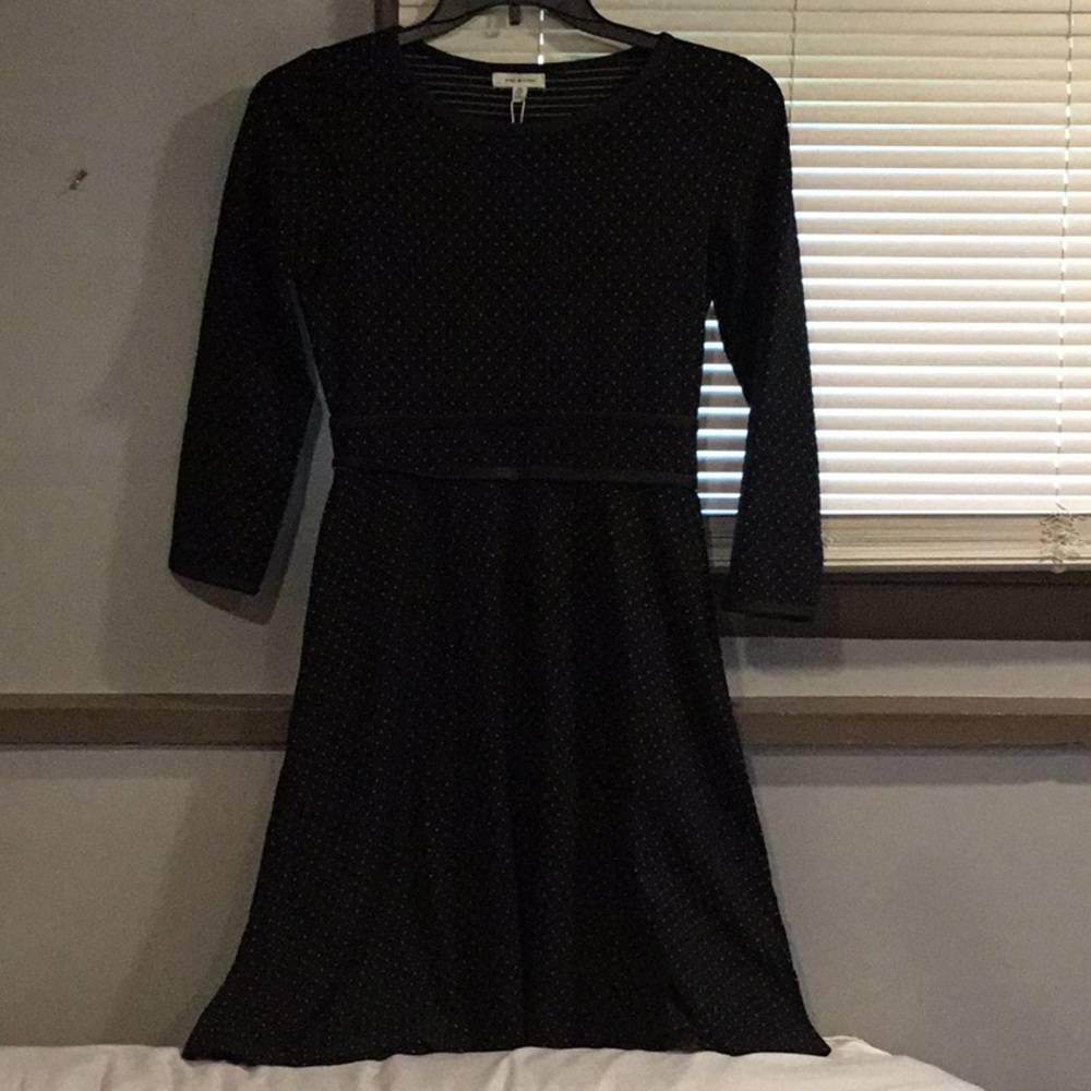 GA6) Women’s Brand New Max Studio Dress with tag.